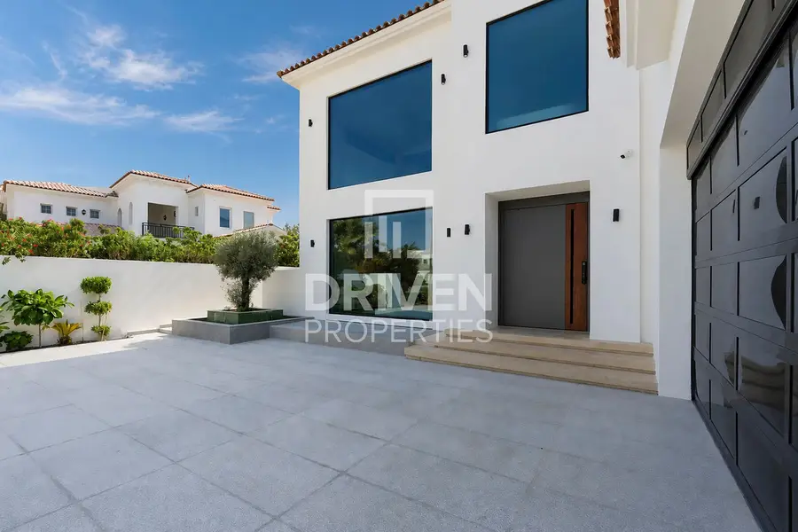 Luxury Villa | Fully Furnished Partial Golf view