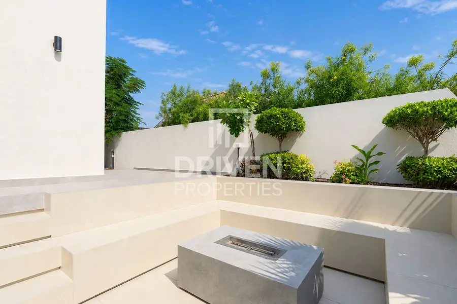 Luxury Villa | Fully Furnished Partial Golf view