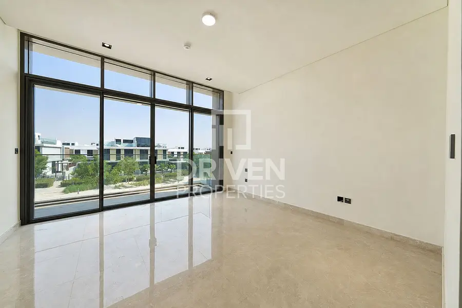 Corner Unit | Park View | Vastu Compliant