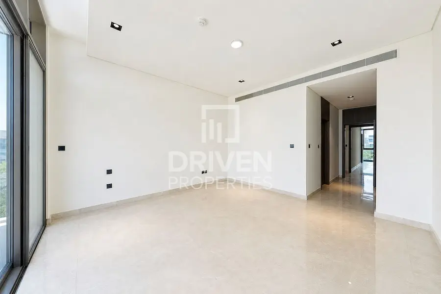 Corner Unit | Park View | Vastu Compliant