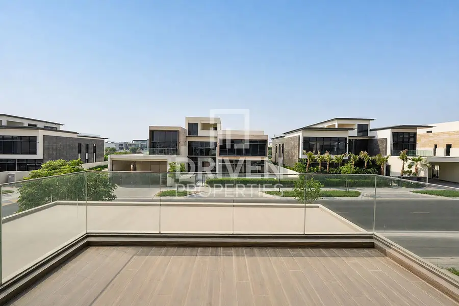 Corner Unit | Park View | Vastu Compliant
