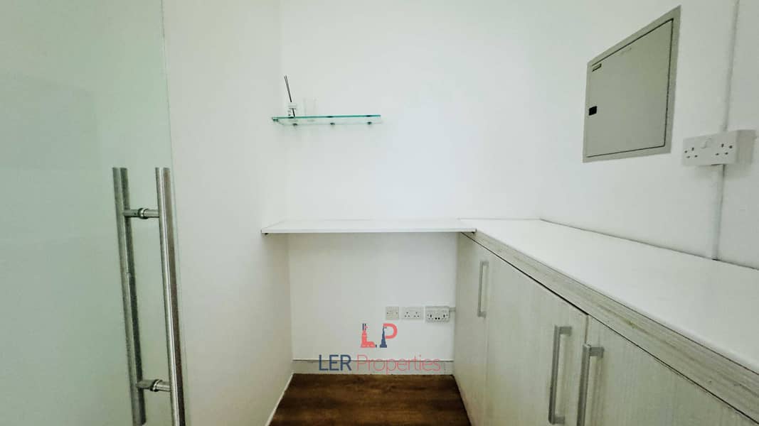 16 2bad1ebd-dd5b-4d29-b607-de4198af2dba. jpg