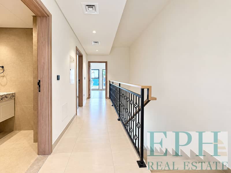 5 Modern Minimalist Hallway with Stair Railing. png