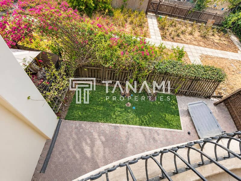 4 Bird’s-Eye View of a Blooming Backyard. png