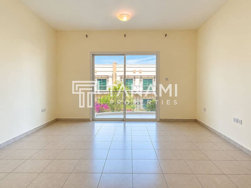 7 Bright Empty Room with Balcony View. png
