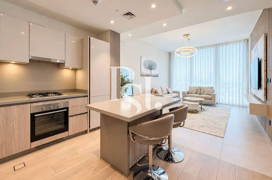 4 open kitchen i. jpg