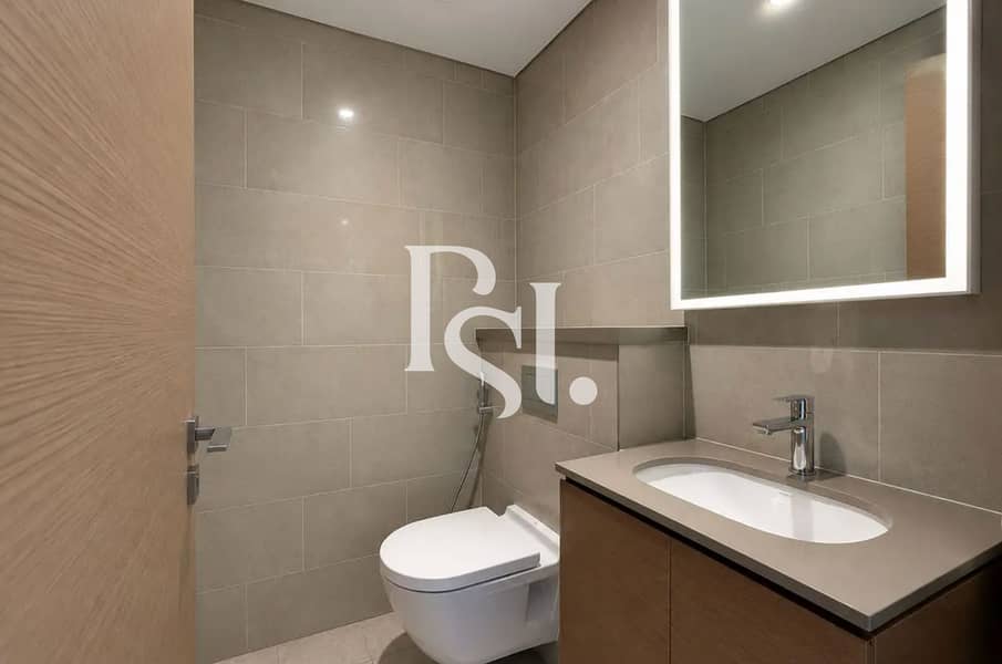 11 washroom ii. jpg