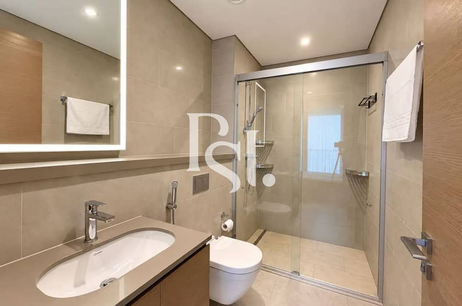 12 washroom i. jpg
