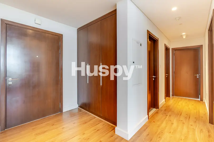 Vacant on Transfer | Upgraded | High Floor