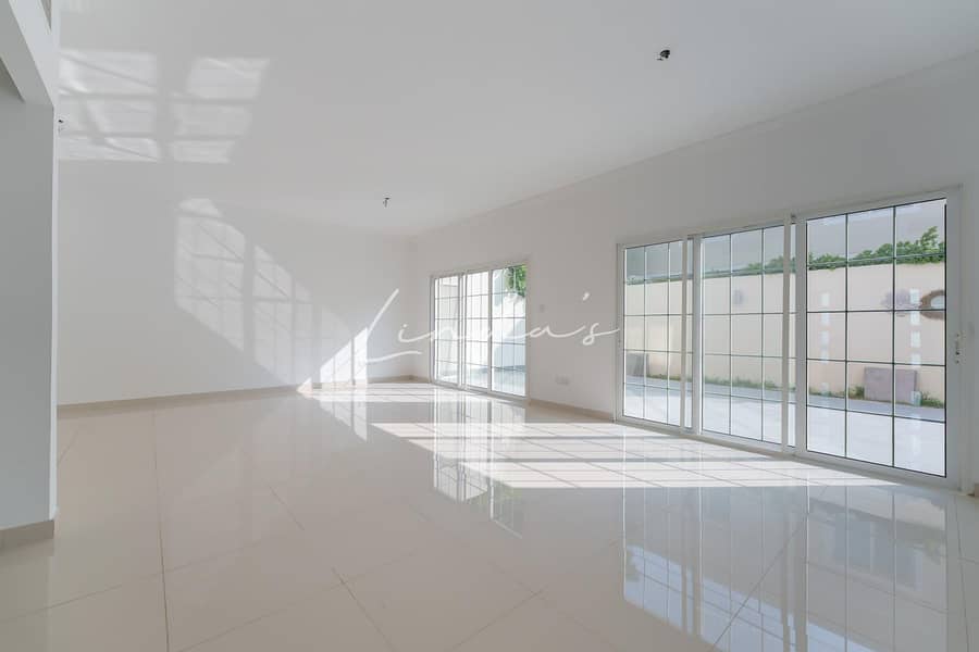 3 images image img