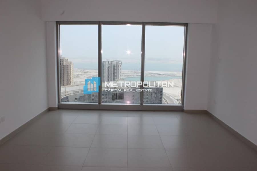 4 Main Living Area
