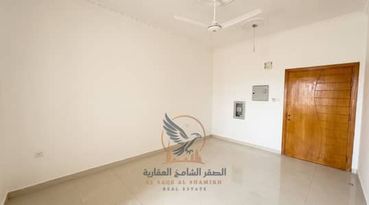 استوديو للايجار في الجرف، عجمان - WhatsApp Image 2026-10-27 at 1.01. 39 PM (2). jpeg استوديو للايجار في الجرف، عجمان - WhatsApp Image 2026-10-27 at 1.01. 39 PM (2). jpeg