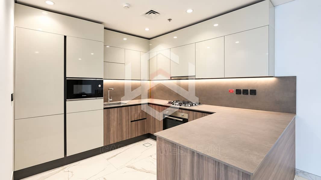 6 1-Bedroom Semi-Furnished in Royal Regency