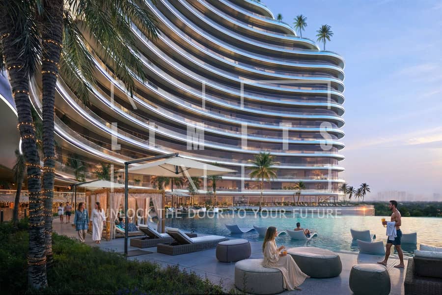 18 25015_Amenities_Pool. jpg