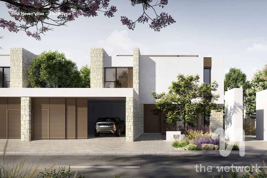 Lagoon Backing | 5 Bedroom Villa | Large Plot Lagoon Backing | 5 Bedroom Villa | Large Plot