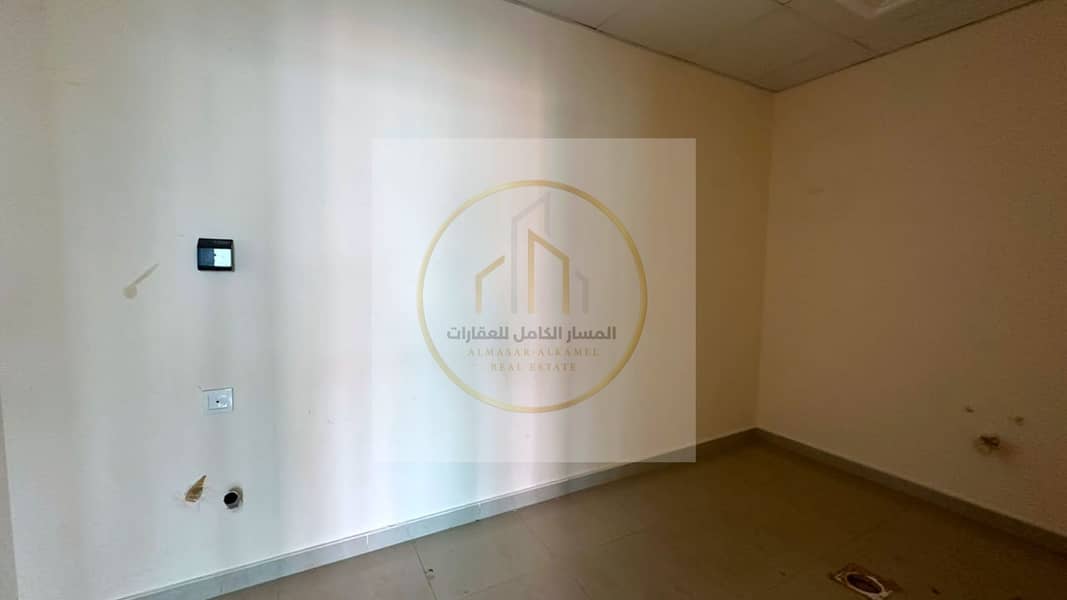 13 apartment-for-rent-3-bedroom-altaawn-alsharqh-property-02. jpg