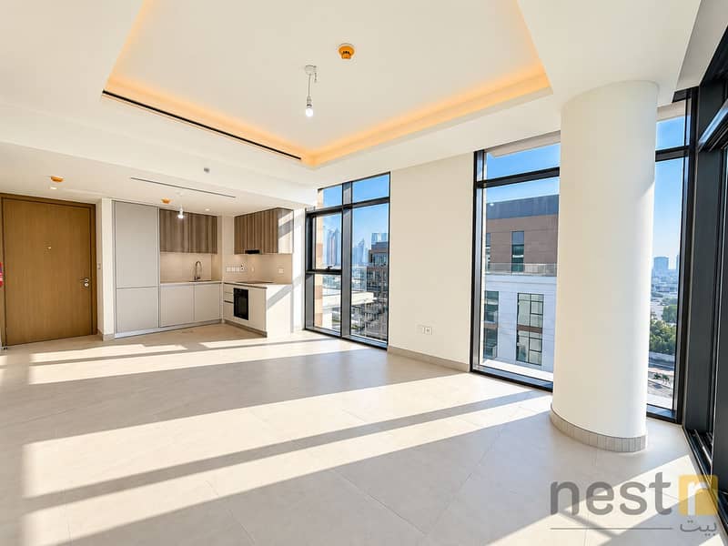 4 Sunlit Modern Apartment Interior-2. png
