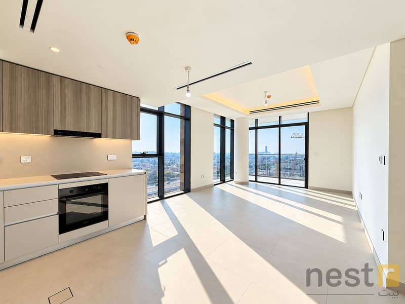 6 Sunlit Modern Apartment with City Views. png