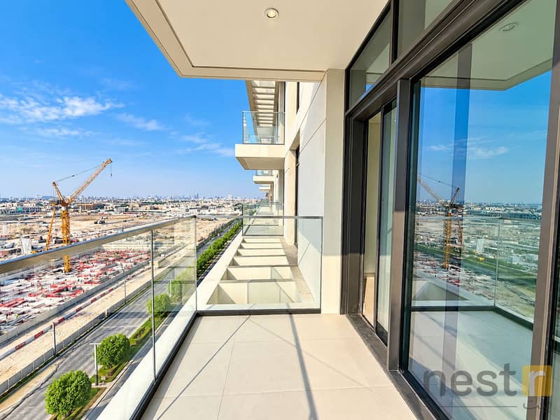20 Sunny Modern Balcony Overlooking Construction. png