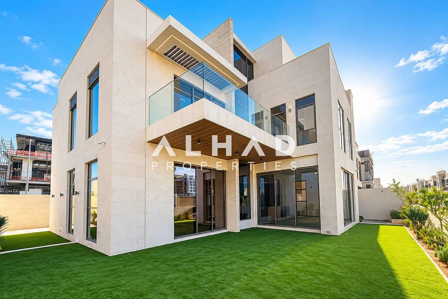 2 Modern Limestone Villa with Glass Balconies. png