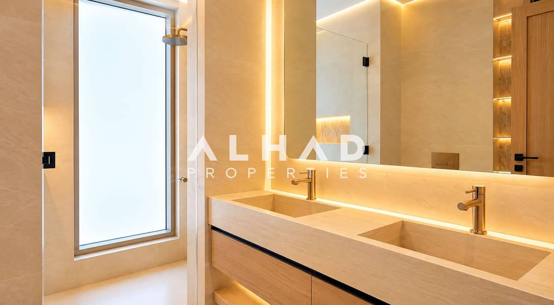 12 Warm Minimalist Luxury Bathroom. png