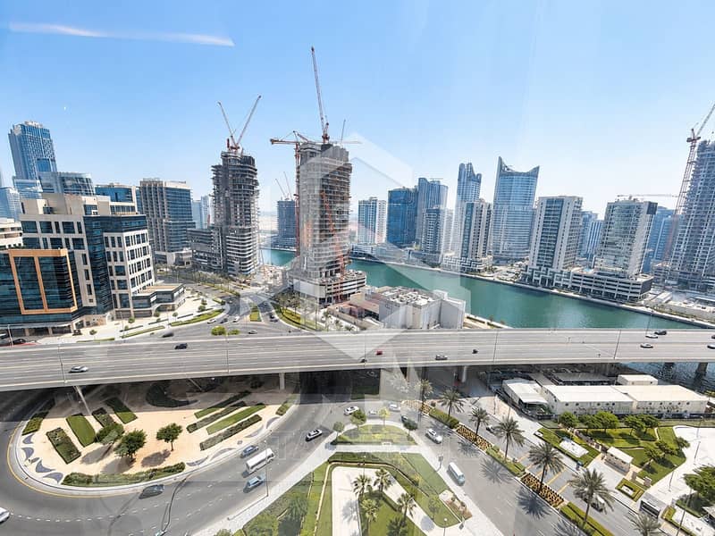 4 Fully Furnished | Canal view | Less Traffic