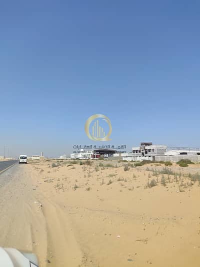 Warehouse para en Venta en Industrial Area, Sharjah - f5f20a57-8b4c-42b2-9bee-b8040a1a8b4f. jpg