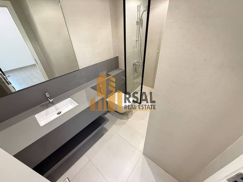 16 308952. jpg