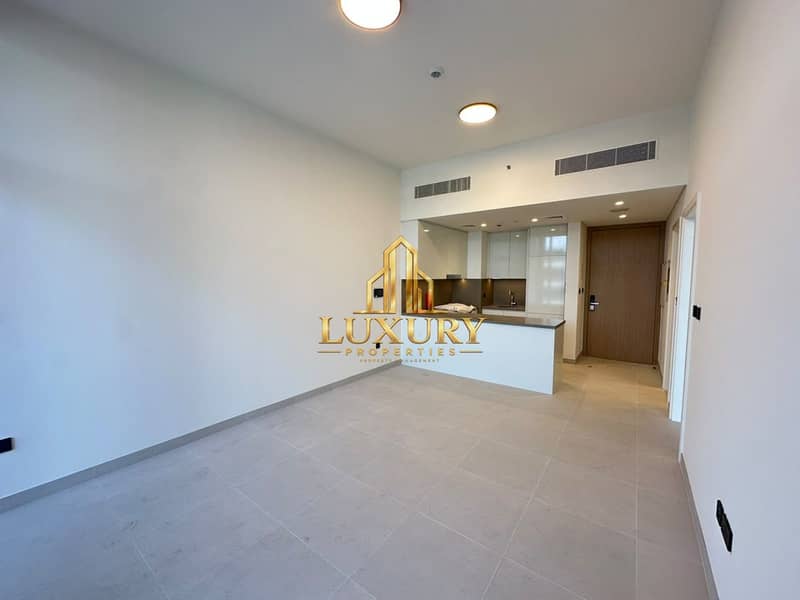 6 Luxury 1-Bedroom Apartment for Rent in Vida Residence, Aljada | Spacious Layout