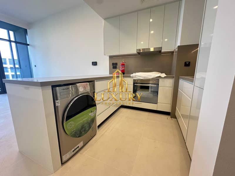 8 Luxury 1-Bedroom Apartment for Rent in Vida Residence, Aljada | Spacious Layout