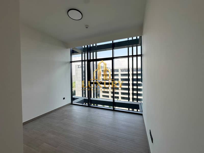14 Luxury 1-Bedroom Apartment for Rent in Vida Residence, Aljada | Spacious Layout