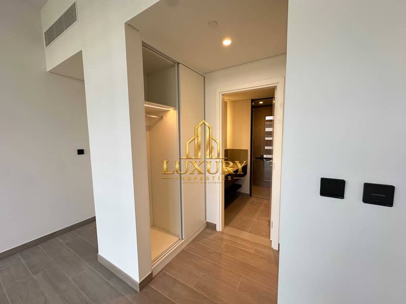 20 Luxury 1-Bedroom Apartment for Rent in Vida Residence, Aljada | Spacious Layout