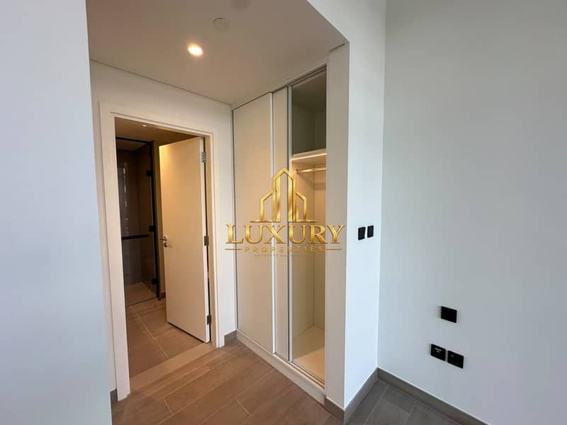 23 Luxury 1-Bedroom Apartment for Rent in Vida Residence, Aljada | Spacious Layout