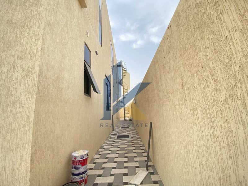 3 170645. jpg