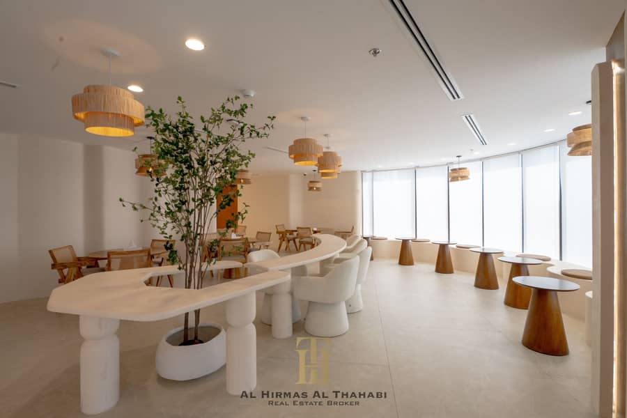 8 Cafe Area (3). jpeg