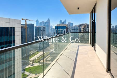 1 Bedroom Apartment for Sale in Business Bay, Dubai - Corner Unit | Park Facing | High Floor 1 Bedroom Apartment for Sale in Business Bay, Dubai - Corner Unit | Park Facing | High Floor