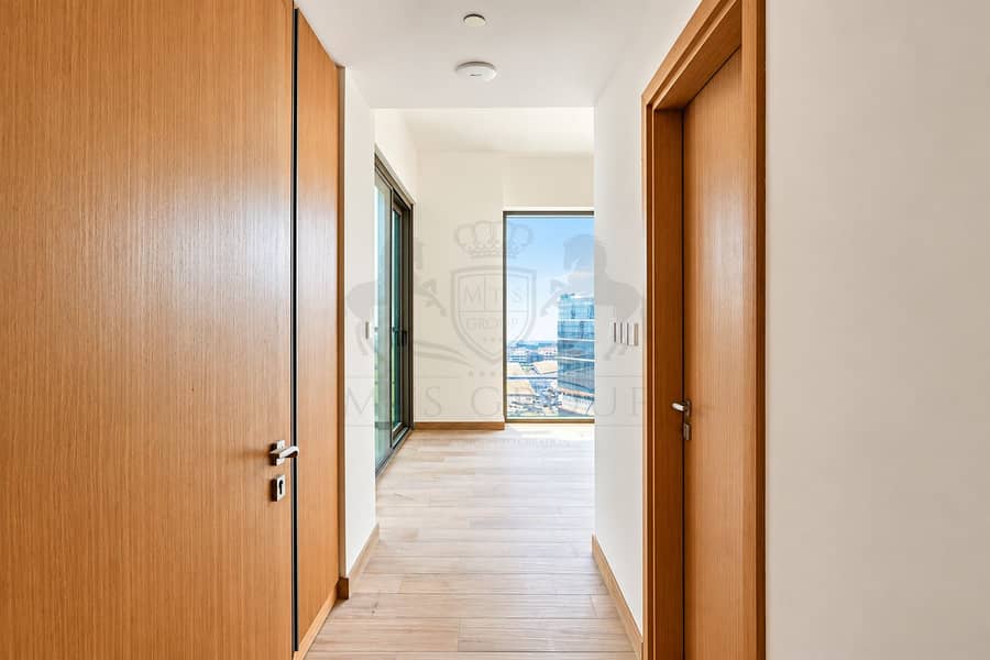13 Modern Oak Hallway with City View. png