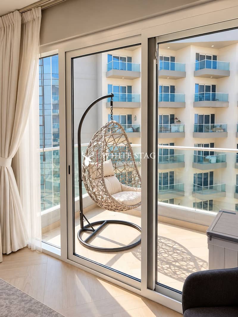 6 Modern Apartment Balcony Retreat. png