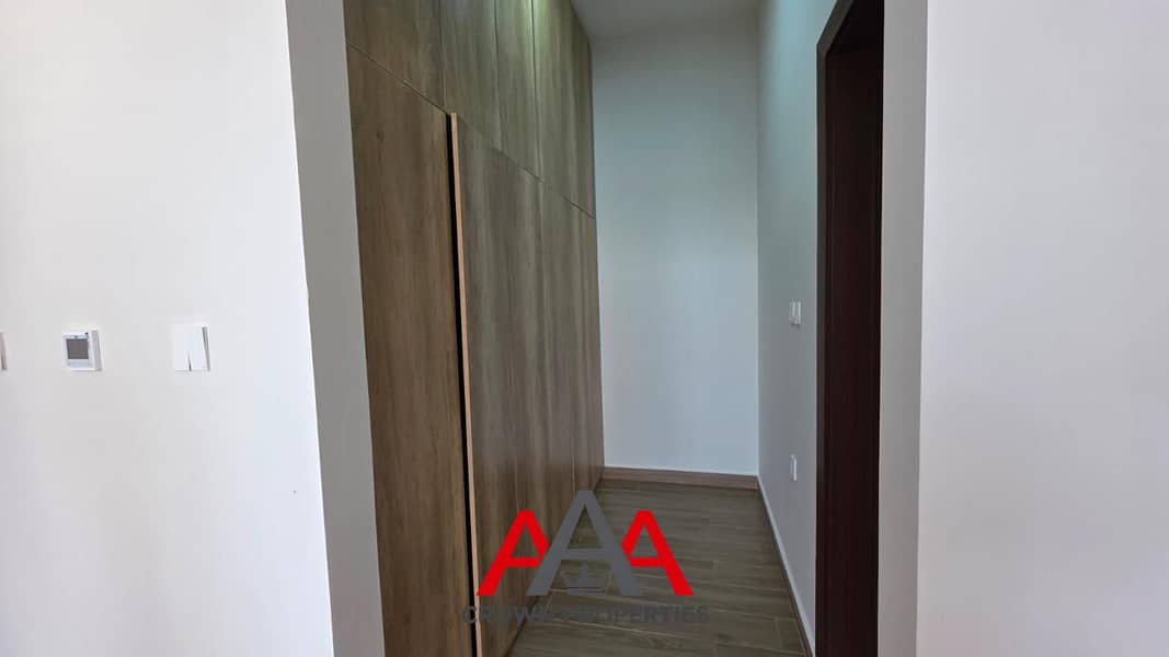 43 8297. jpg