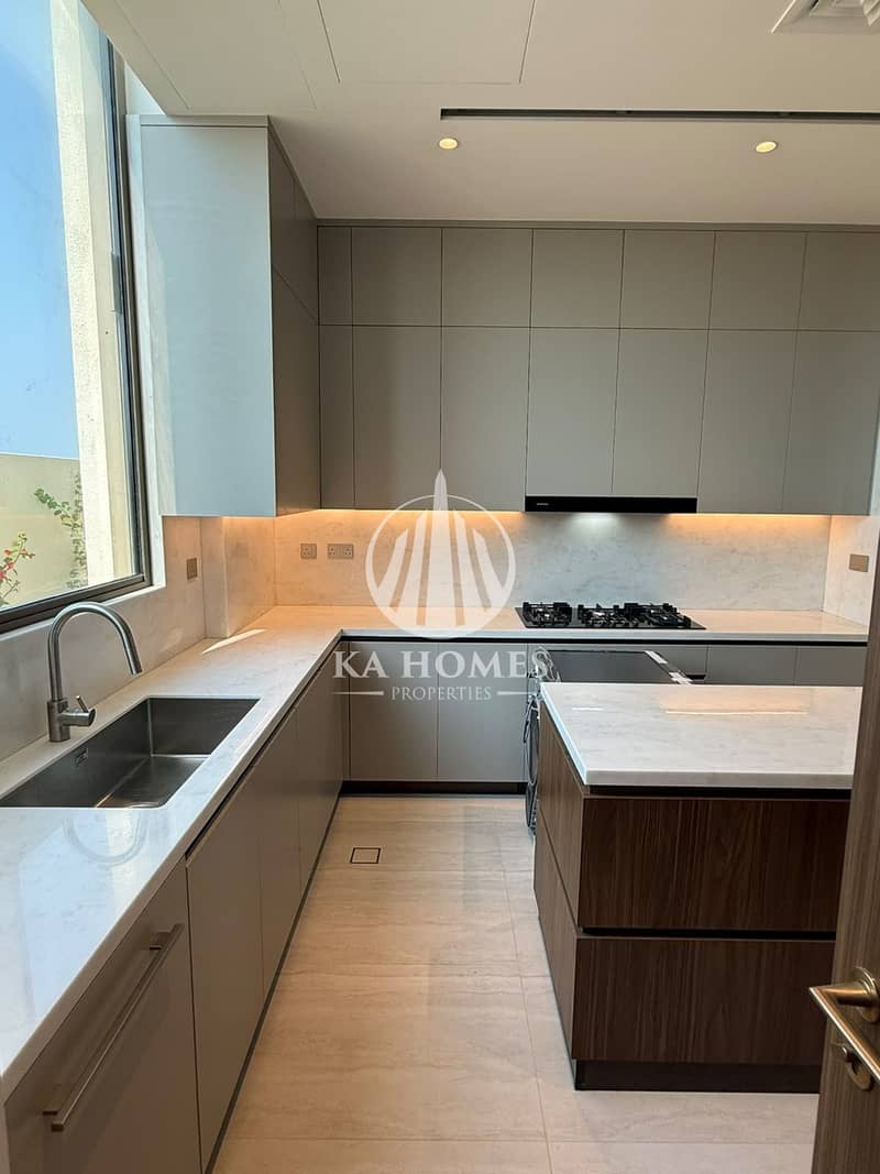 7 WhatsApp Image 2026-10-28 at 3.42. 20 PM. jpeg