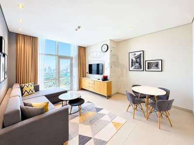 فلیٹ 1 غرفة نوم للايجار في مثلث قرية الجميرا (JVT)، دبي - Modern Apartment Living Room with City Views. png