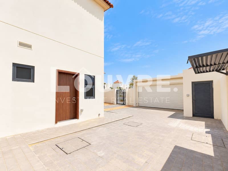 20 Sunlit Modern Villa Courtyard. png