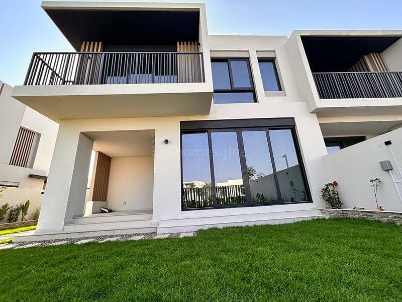 位于杰贝阿里村,Jebel Ali Village Townhouses 4 卧室的联排别墅 265000 AED - 17015067 位于杰贝阿里村,Jebel Ali Village Townhouses 4 卧室的联排别墅 265000 AED - 17015067