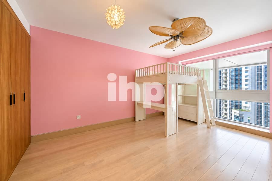 12 property_03. jpg