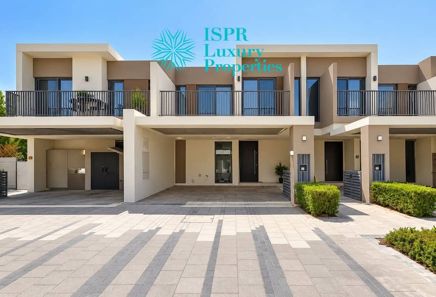 Modern Beige Townhouse Facade. png Modern Beige Townhouse Facade. png
