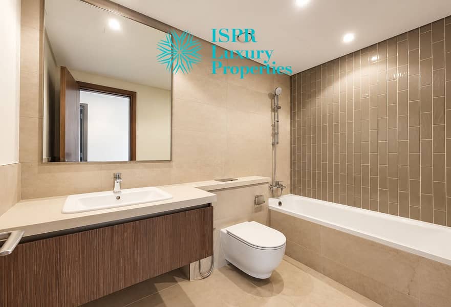 9 Modern Beige Bathroom Interior. png