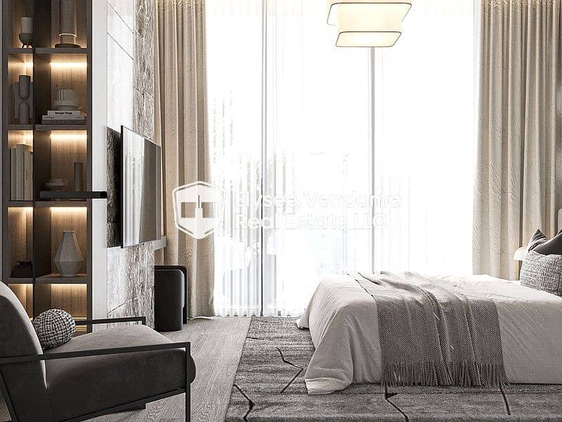 3 bedroom with tv. jpg