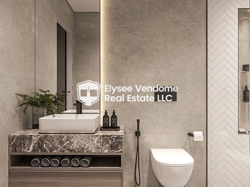 12 toilet area. jpg