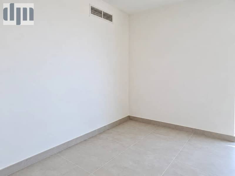 17 Image 17