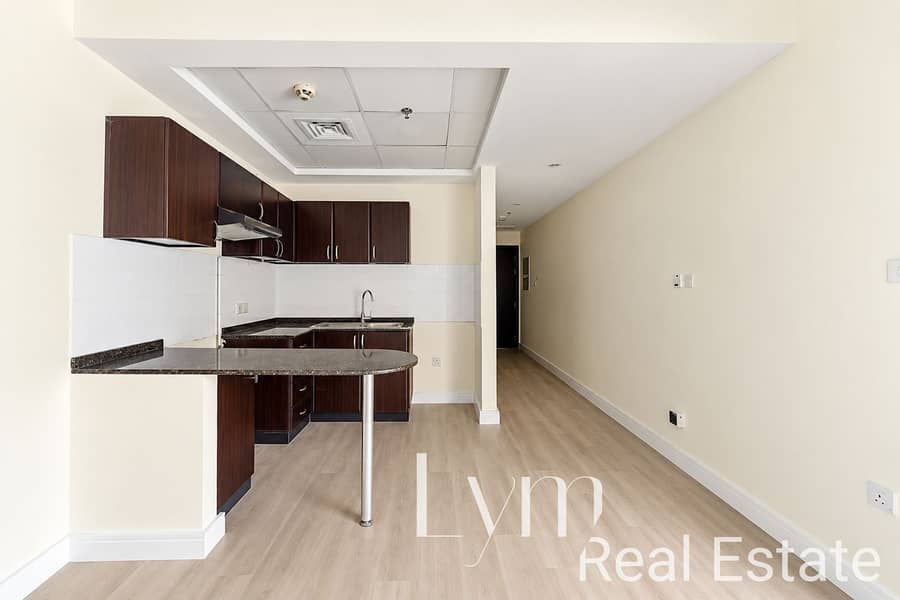 6 Empty Modern Apartment Kitchen Hallway. png